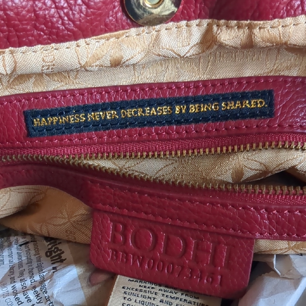Bodhi Red Leather Satchel Handbag. - Picture 5 of 9